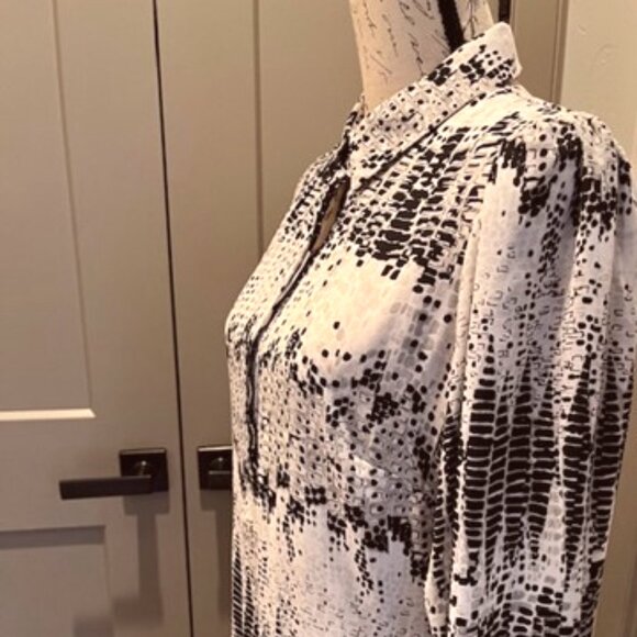 White House/Black Market Godet Long-Sleeved Shirt Dress-Size 6-NWT - Picture 10 of 14